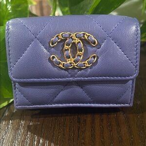 Chanel 19 Small Flap Wallet W/COA